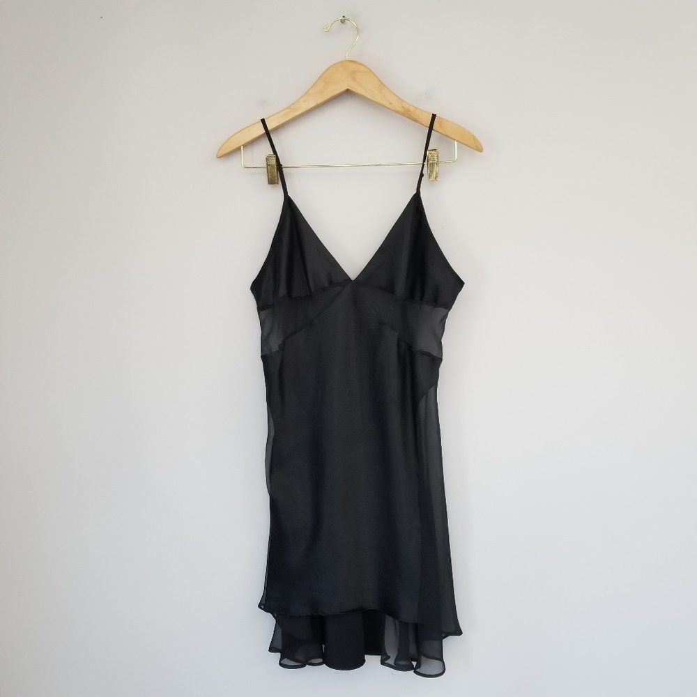 Victoria's Secret Nigh Gown Sz Large Black Mesh Trim Cutout Detail
